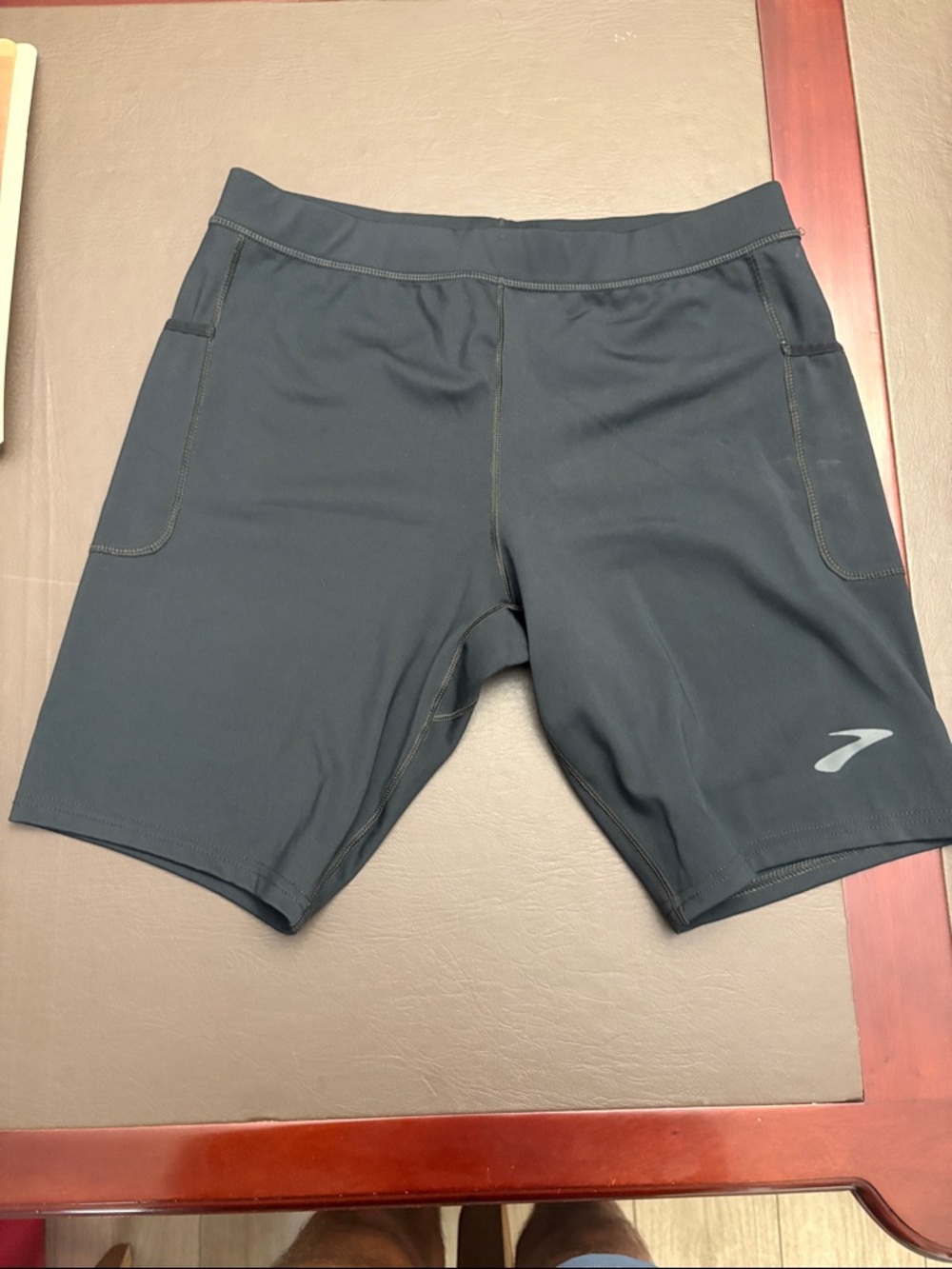 Brooks Men's Dark Gray half tights